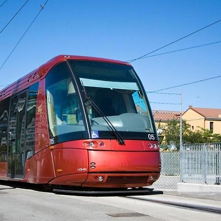 דירות מסטרה Sunrise20Mt Tram Ingresso Indipendente מראה חיצוני תמונה